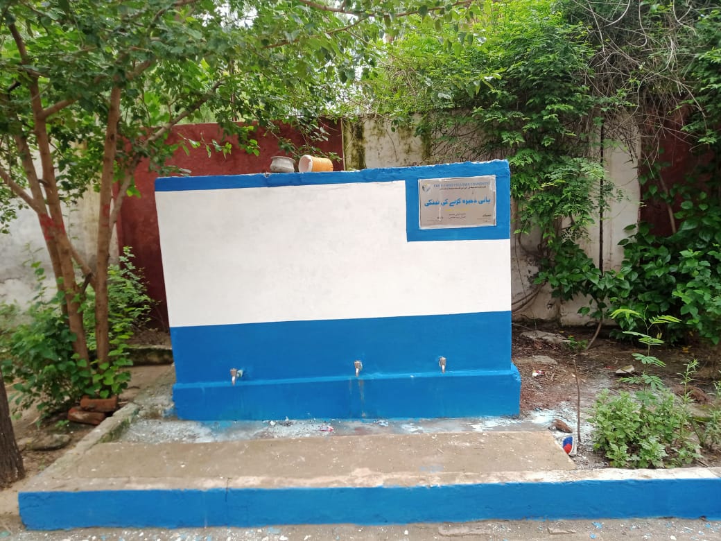 Clean water storage tank built by the Foundation